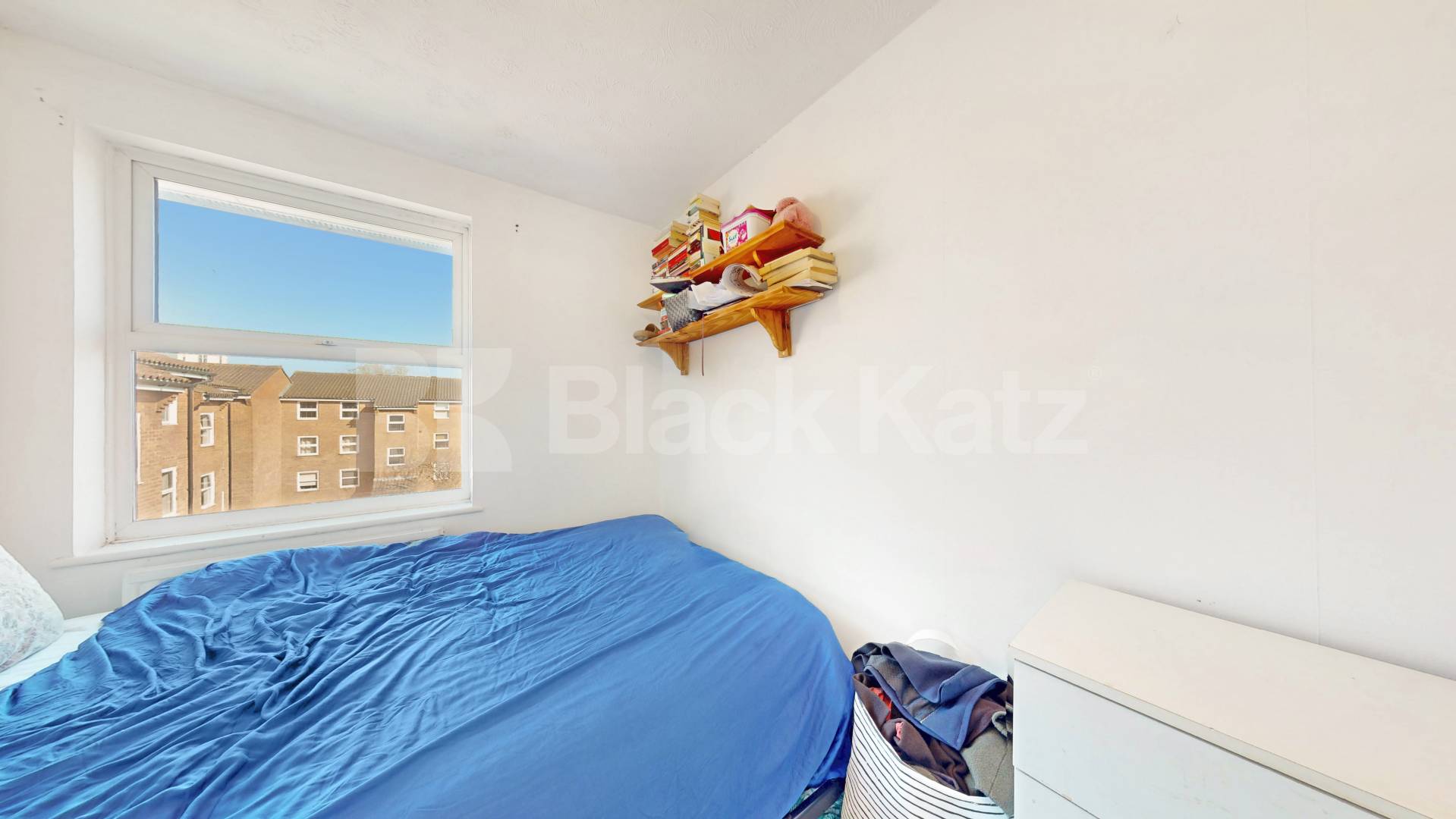 Fantastic two bed located within mins to Camden & Kings Cross Barker Drive, Camden